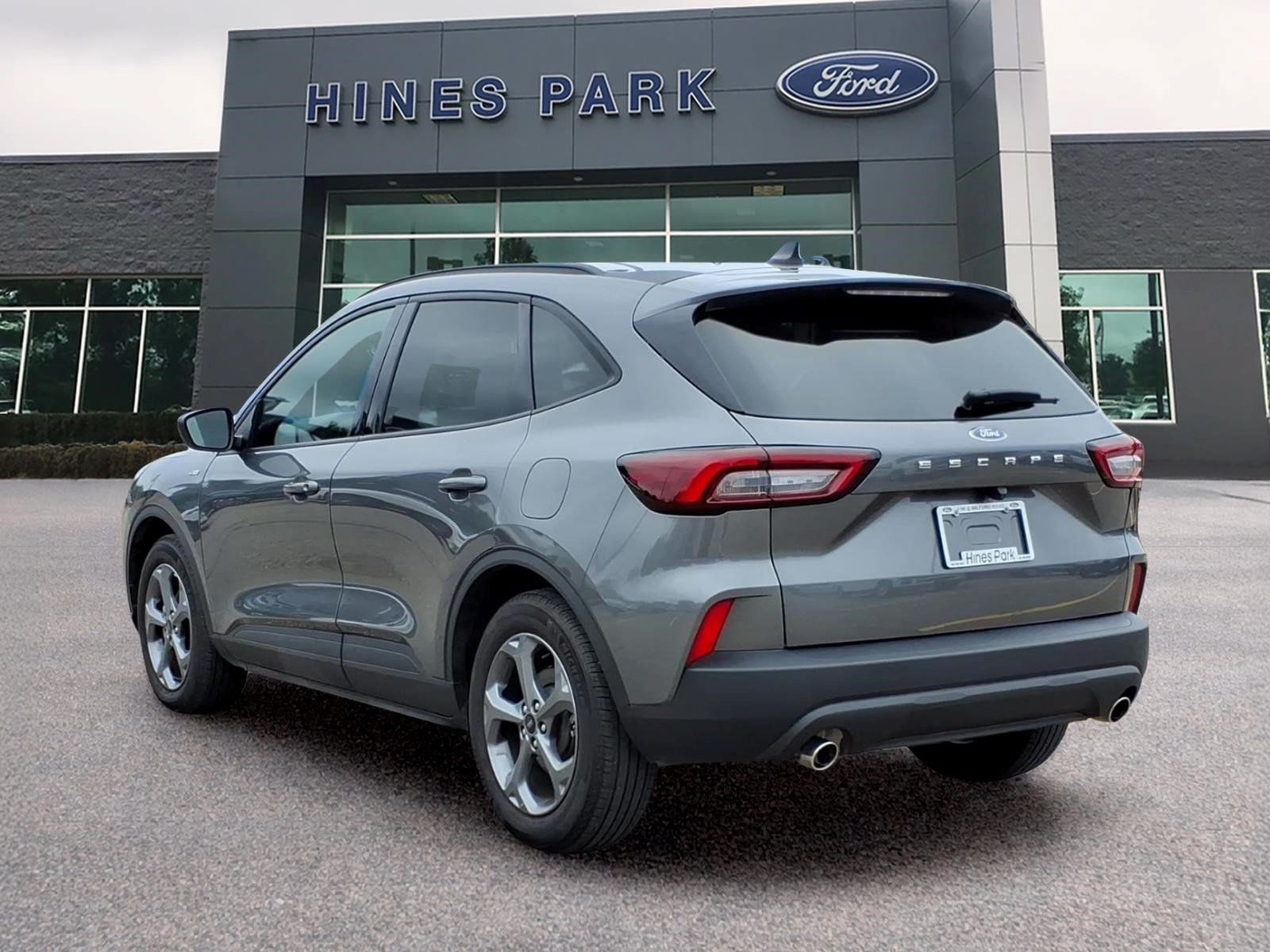 Used 2025 Ford Escape ST-Line FWD image 5