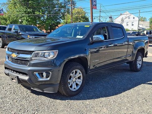Used 2018 Chevrolet Colorado LT w/ Luxury Package, Chrome AWD/4WD image 3
