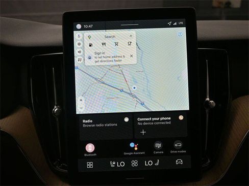 Used 2026 Volvo XC60 B5 Plus w/ Protection Package Premier image 11