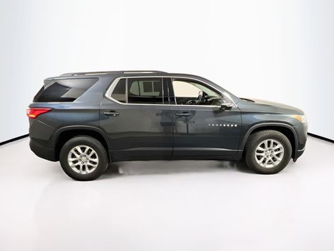Used 2021 Chevrolet Traverse LT AWD/4WD image 4