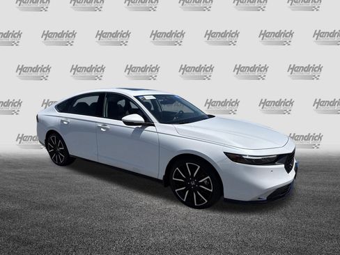 Certified 2025 Honda Accord Touring image 2
