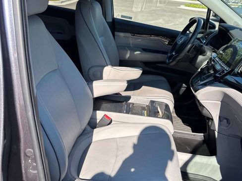 Certified 2024 Honda Odyssey Elite image 10