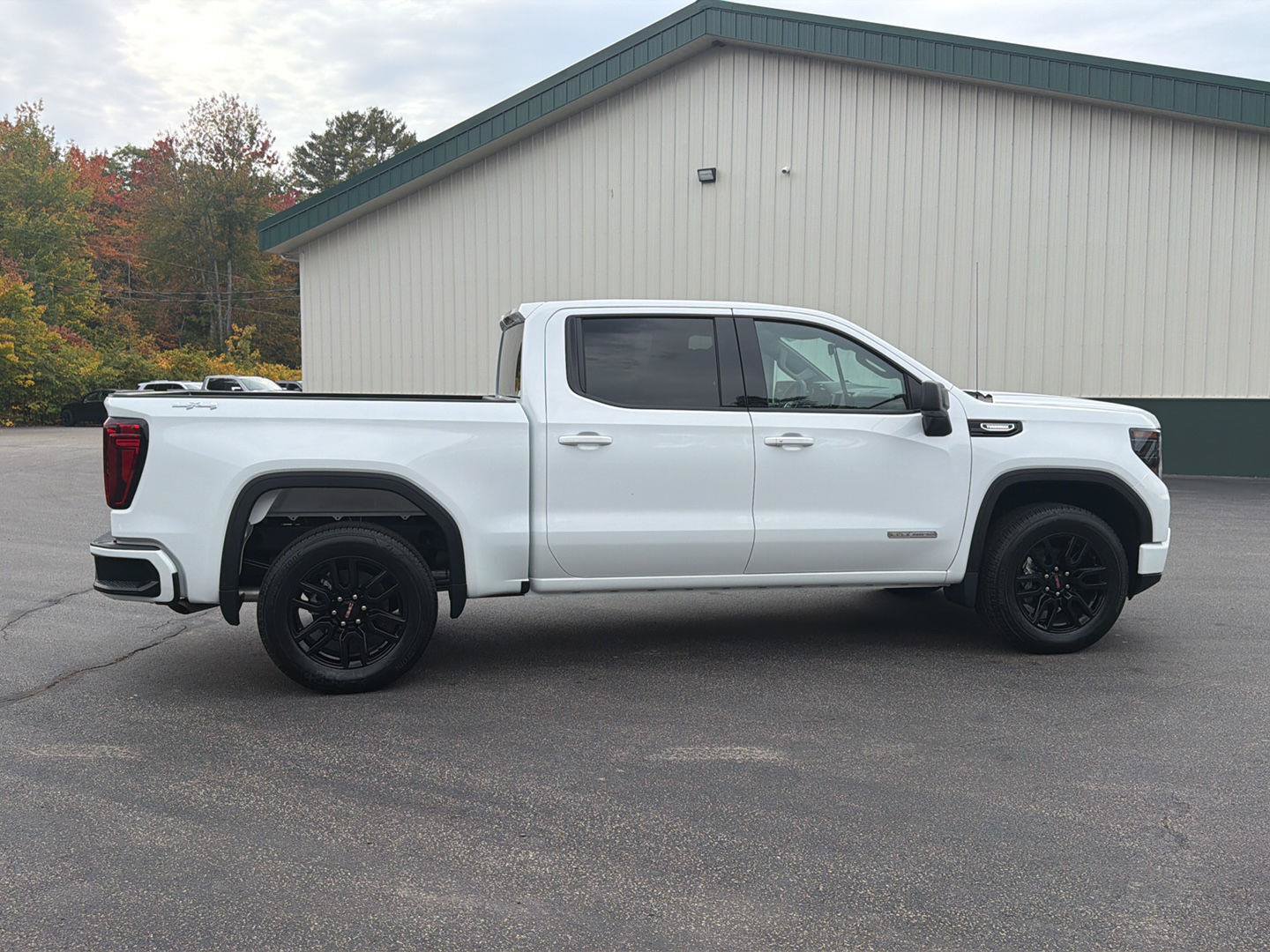 New 2026 GMC Sierra 1500 Elevation AWD/4WD image 6