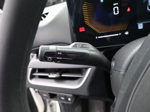 Used 2025 Kia K4 FWD image 32