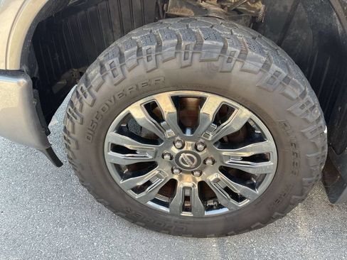 Used 2017 Nissan Titan Platinum Reserve AWD/4WD image 2