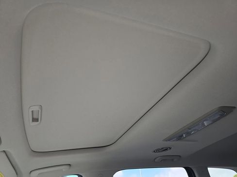 Certified 2025 Kia Telluride S FWD image 23