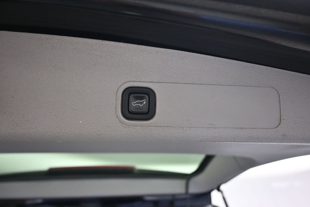 Used 2012 GMC Yukon SLT w/ SLT-2 Equipment Package RWD image 51