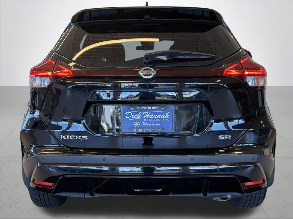 Used 2021 Nissan Kicks SR FWD image 8