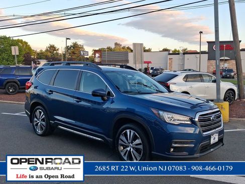 Used 2022 Subaru Ascent Limited w/ Technology Package AWD/4WD image 3