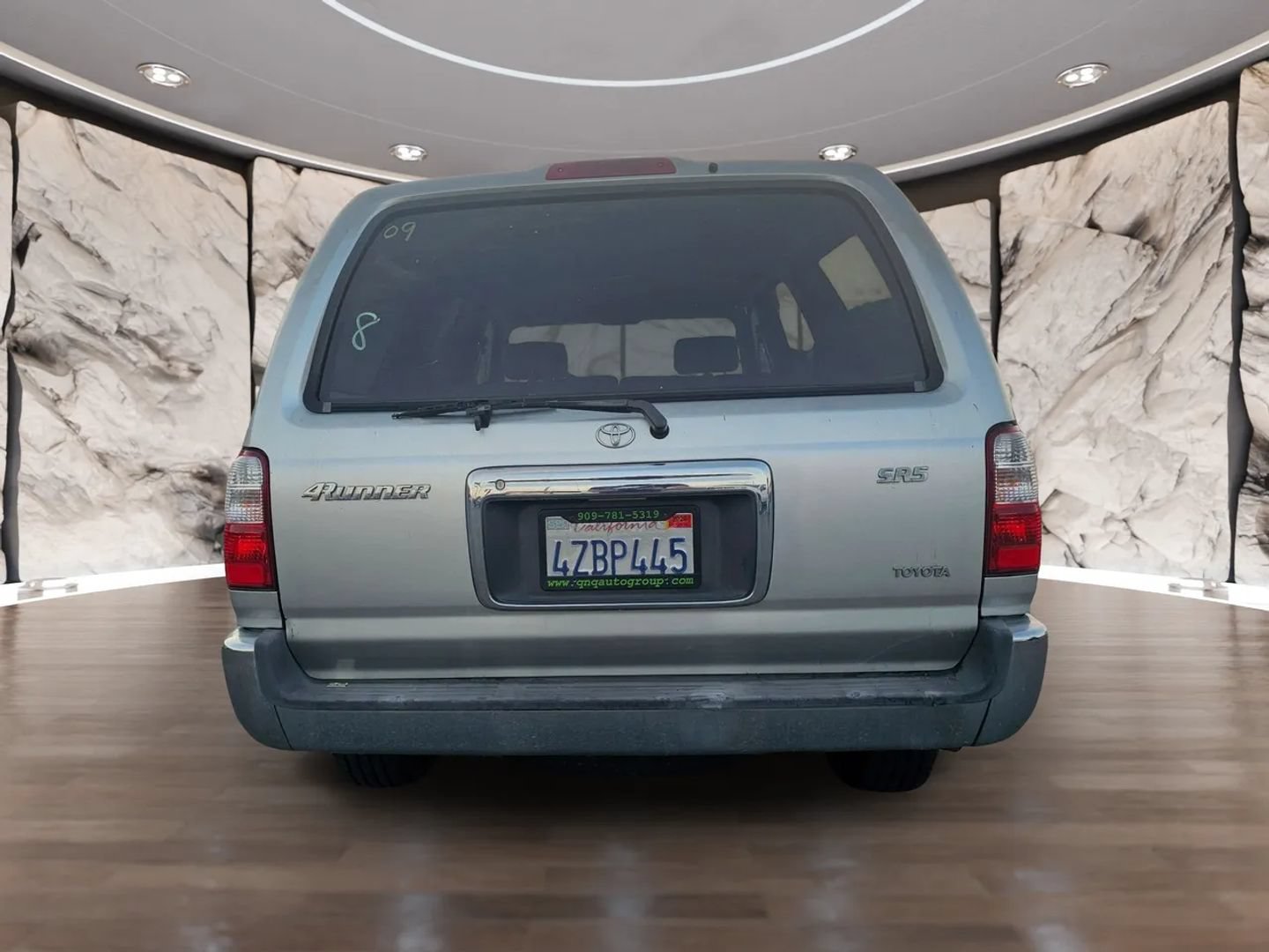 Used 2002 Toyota 4Runner SR5 RWD image 6