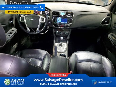 Used 2011 Chrysler 200 Limited FWD image 11
