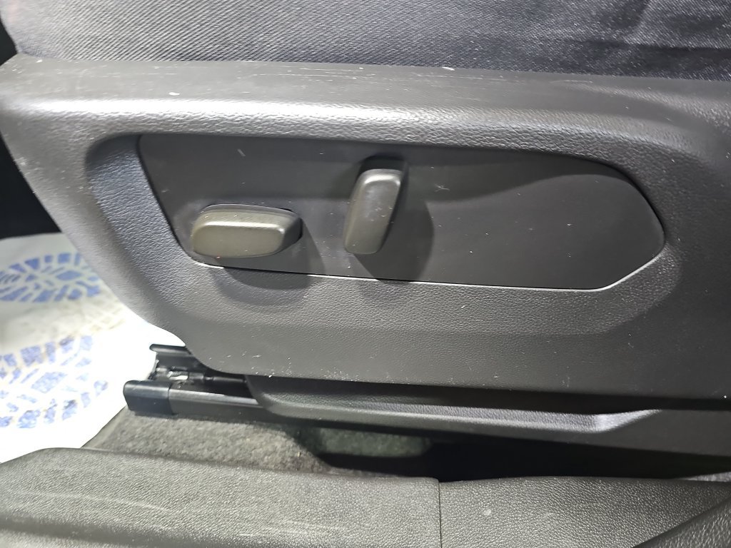 Certified 2023 Buick Envision Preferred AWD/4WD image 34
