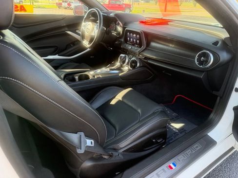 Used 2019 Chevrolet Camaro SS w/ Black Appearance Package RWD image 16