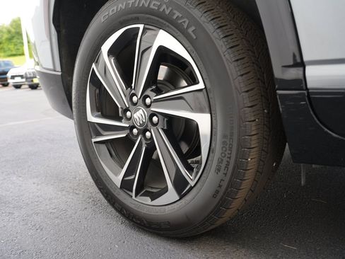 Used 2025 Buick Enclave Sport Touring AWD/4WD image 30