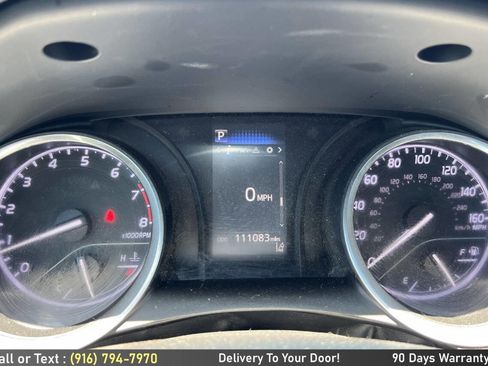 Used 2018 Toyota Camry SE w/ Moonroof Package FWD image 20