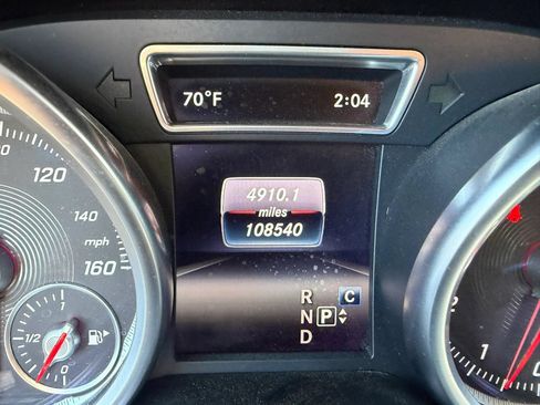 Used 2017 Mercedes-Benz GLE 350 4MATIC w/ Premium 1 Package image 11