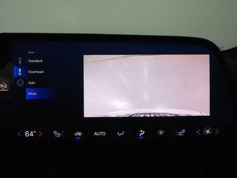 Used 2024 Chevrolet Equinox EV RS image 31