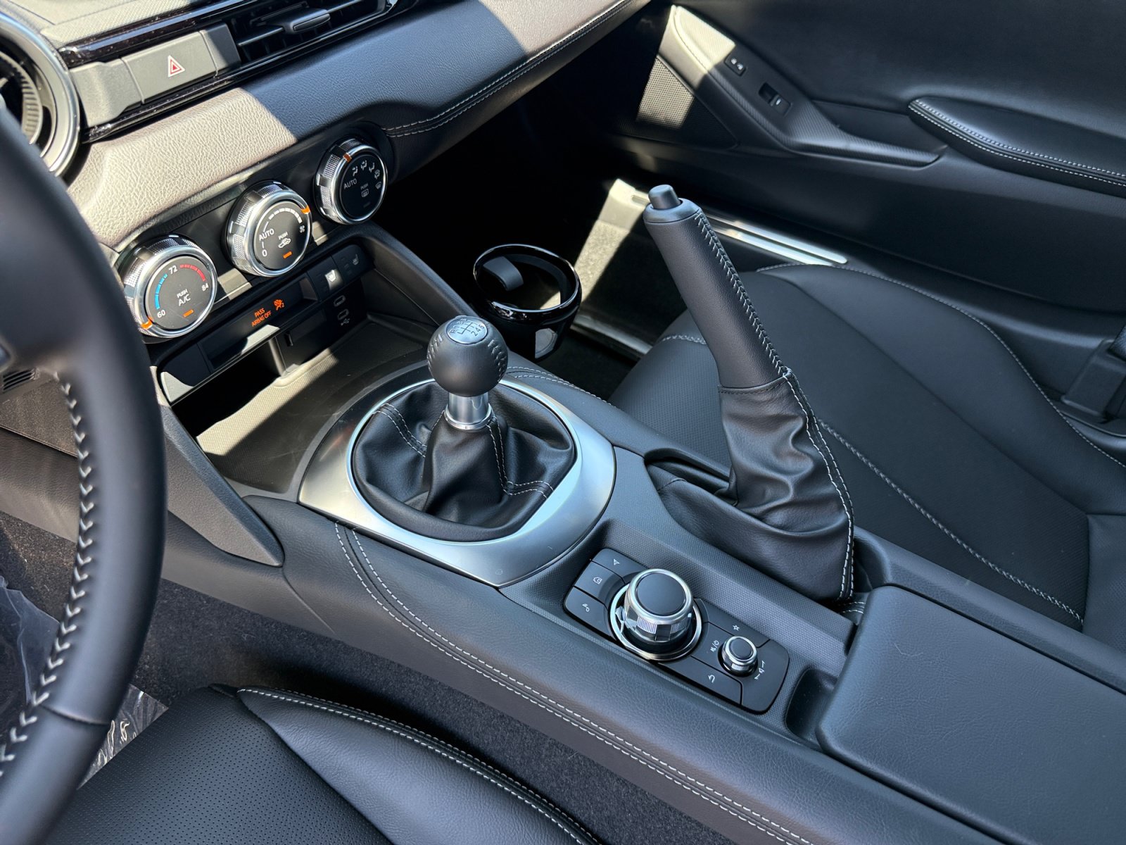 New 2026 MAZDA MX-5 Miata Grand Touring w/ Weather Package RWD image 13