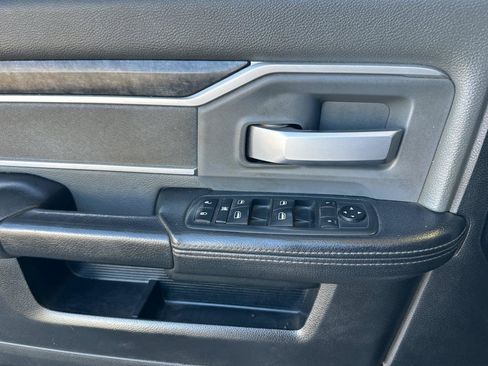 Used 2019 RAM 2500 Big Horn AWD/4WD image 11