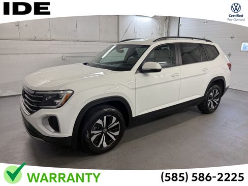 Certified 2024 Volkswagen Atlas SE AWD/4WD image 1