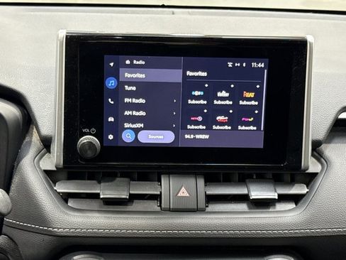 Used 2023 Toyota RAV4 XLE AWD/4WD image 21