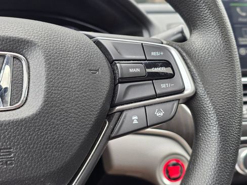 Used 2020 Honda Accord EX image 15