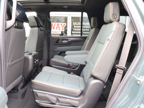 New 2026 GMC Yukon AT4 image 28