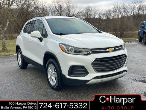 Used 2021 Chevrolet Trax LT w/ Premium Seat Package image 1