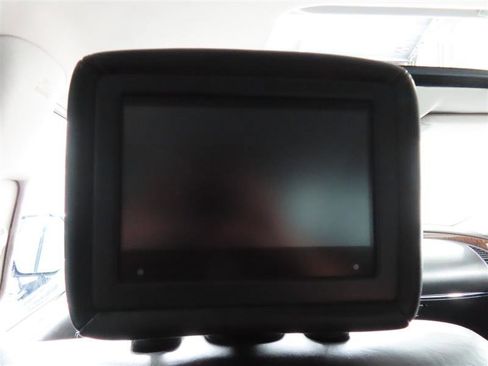 Used 2018 Nissan Armada Platinum w/ Captain Seat Package image 34