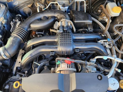 Used 2014 Subaru Crosstrek 2.0i Limited w/ Popular Package #2 image 18