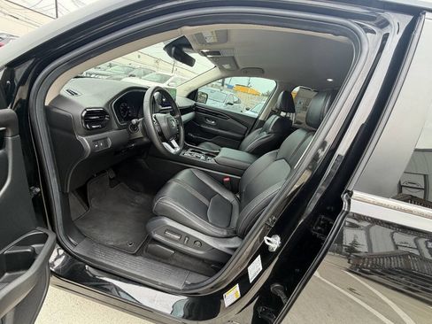 Used 2024 Honda Pilot EX-L image 12