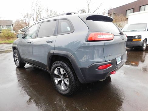 Used 2014 Jeep Cherokee Trailhawk w/ Leather Interior Group image 3