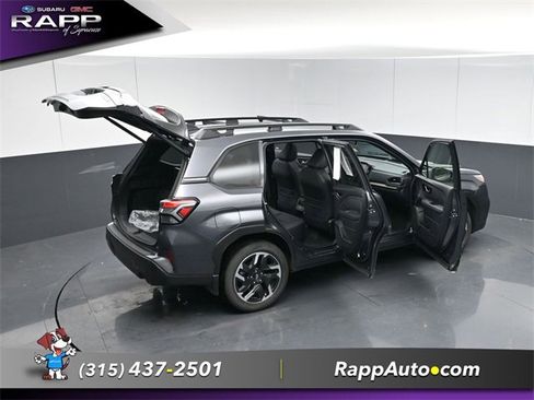 Used 2025 Subaru Forester Limited image 26