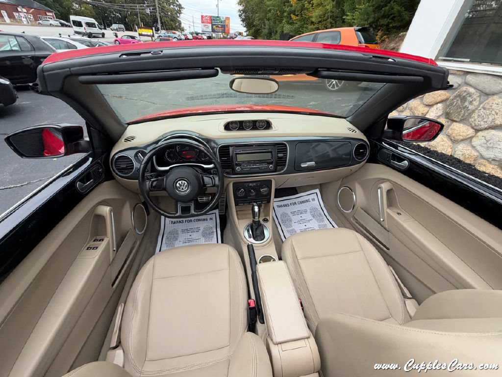 Used 2013 Volkswagen Beetle 2.0T FWD image 25
