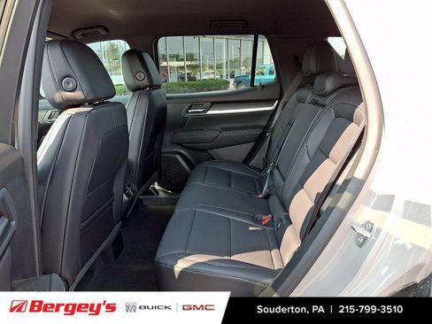 New 2027 GMC Terrain Elevation w/ Elevation Premium Package AWD/4WD image 7