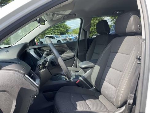 Used 2024 GMC Terrain SLE FWD image 21