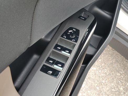 New 2026 BMW X3 xDrive30 w/ Premium Package AWD/4WD image 6