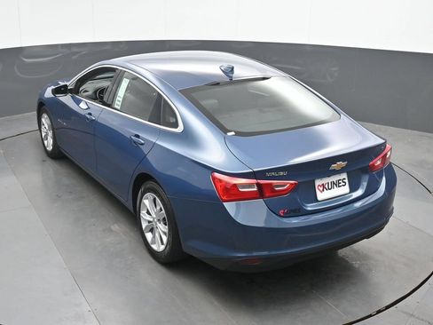 Used 2024 Chevrolet Malibu LT FWD image 38