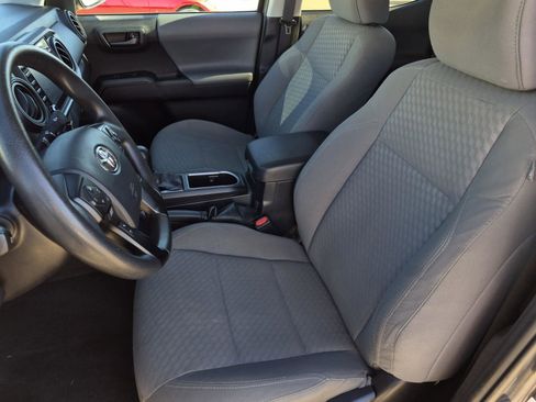 Used 2023 Toyota Tacoma SR image 21