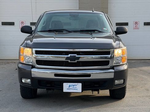 Used 2011 Chevrolet Silverado 1500 LT w/ All-Star Edition AWD/4WD image 2