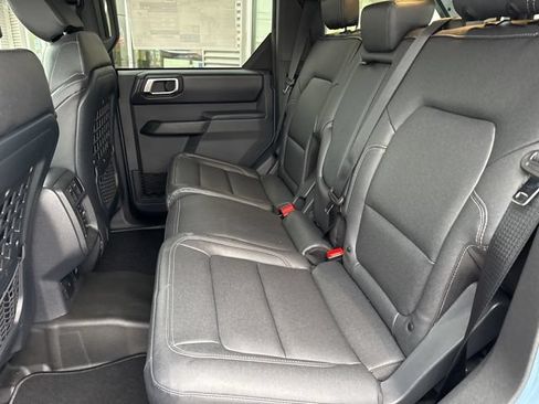 New 2025 Ford Bronco Badlands w/ Sasquatch Package AWD/4WD image 47