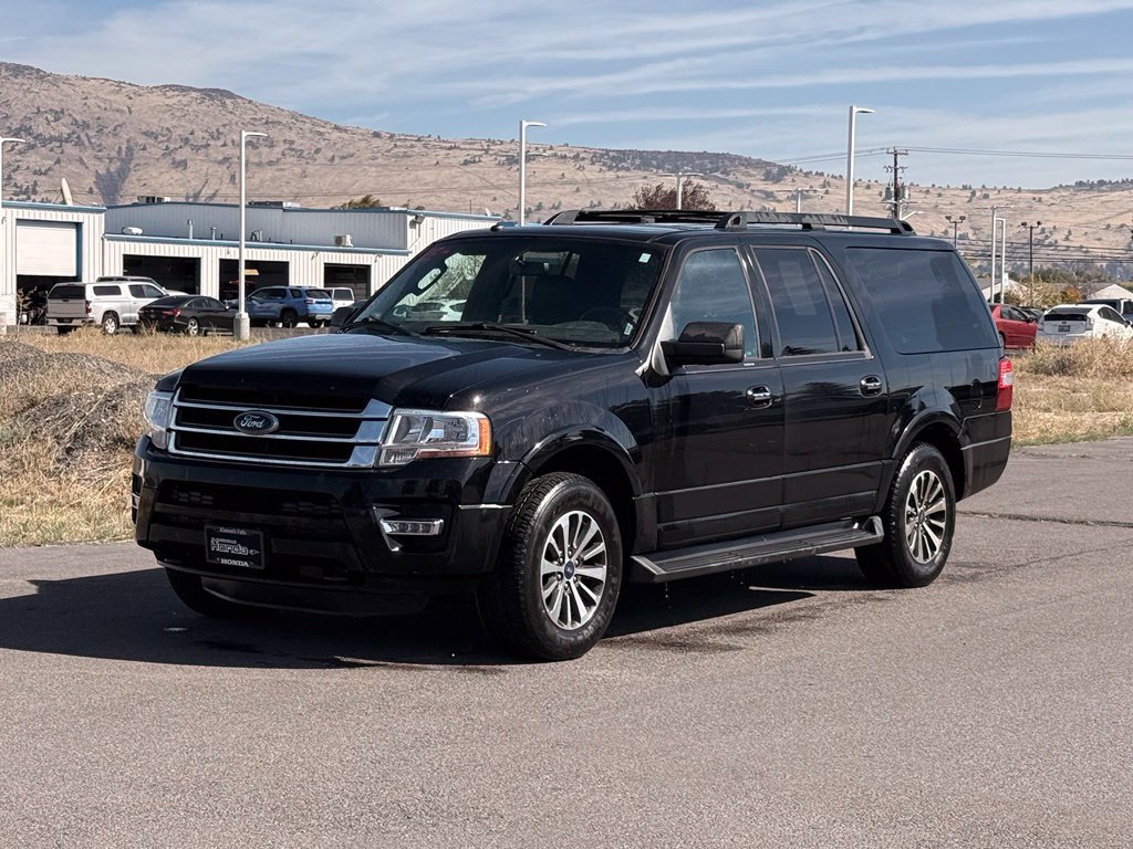 Used 2016 Ford Expedition EL XLT w/ Equipment Group 202A AWD/4WD image 7