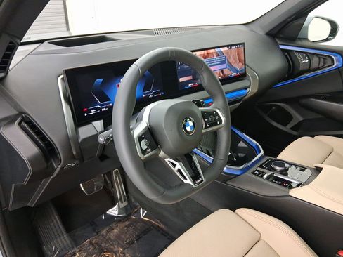 Certified 2025 BMW X3 xDrive30i w/ Premium Package image 23