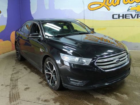 Used 2014 Ford Taurus SEL w/ Equipment Group 201A image 4