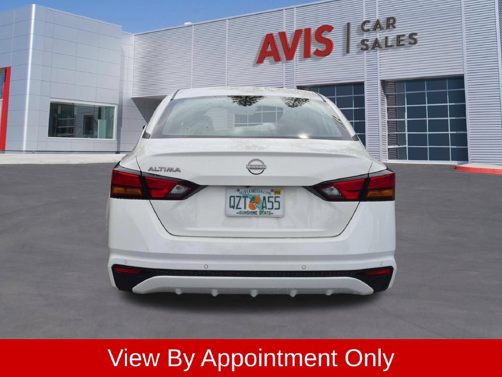 Used 2025 Nissan Altima 2.5 SV FWD image 7
