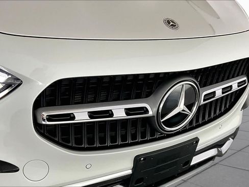 Used 2024 Mercedes-Benz GLA 250 4MATIC image 29