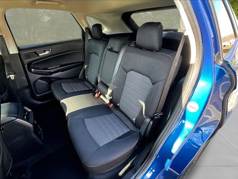Certified 2022 Ford Edge SE w/ Black Appearance Package image 24
