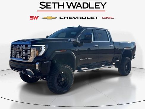 New 2025 GMC Sierra 2500 Denali w/ Denali Reserve Package AWD/4WD image 3