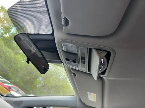 Used 2018 Honda Odyssey EX image 26
