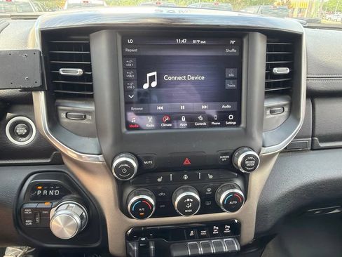 Used 2020 RAM 2500 Laramie AWD/4WD image 9
